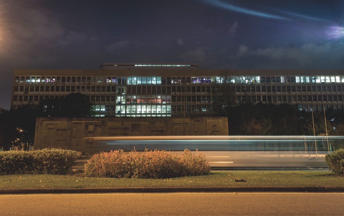 como entrar no email institucional ufrj